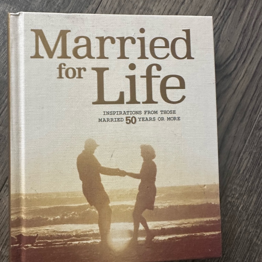Books - Picture 3 of 3